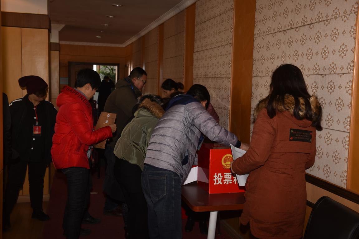 江西長(zhǎng)運(yùn)股份有限公司黨委副書記、董事會(huì)秘書吳隼被補(bǔ)選為南昌市西湖區(qū)第十六屆人民代表大會(huì)代表