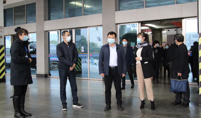 市政公用集團(tuán)黨委委員、副總經(jīng)理郭曉慶一行調(diào)研九江長運(yùn)、上饒汽運(yùn)